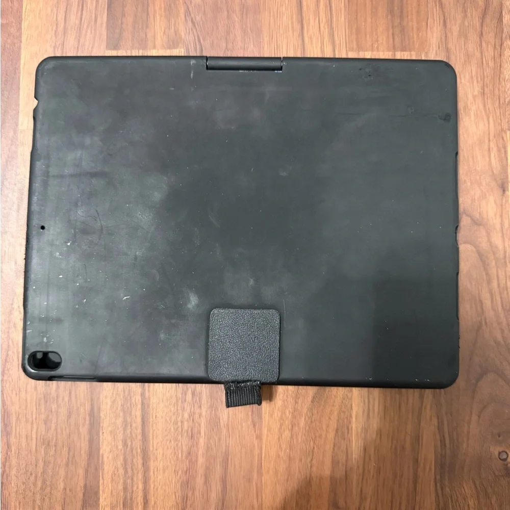 Sleek Black Tablet Keyboard with Protective Case